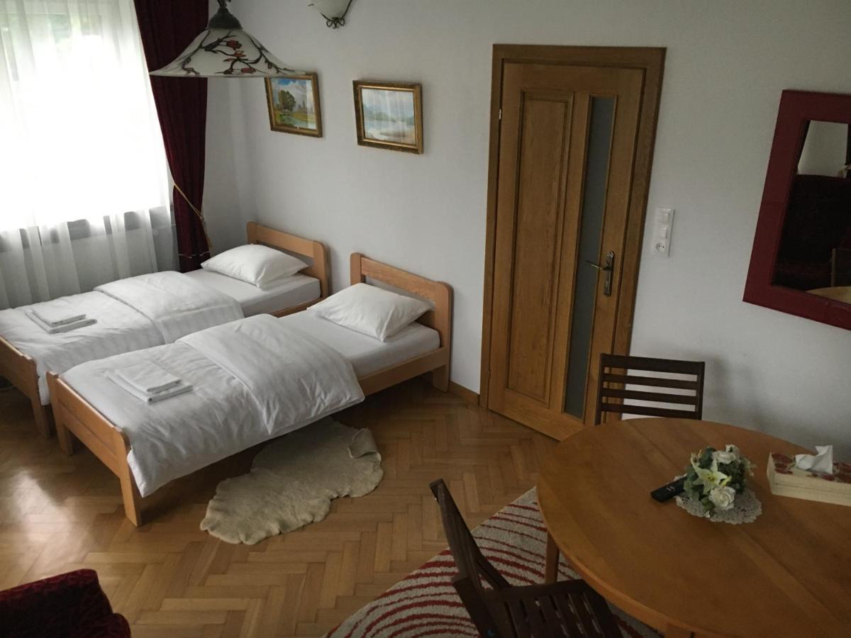 Dom W Centrum Miasta Zamosc  Luaran gambar